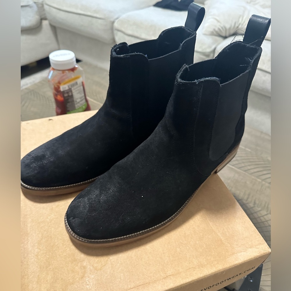 Crevo Chelsea’s boots